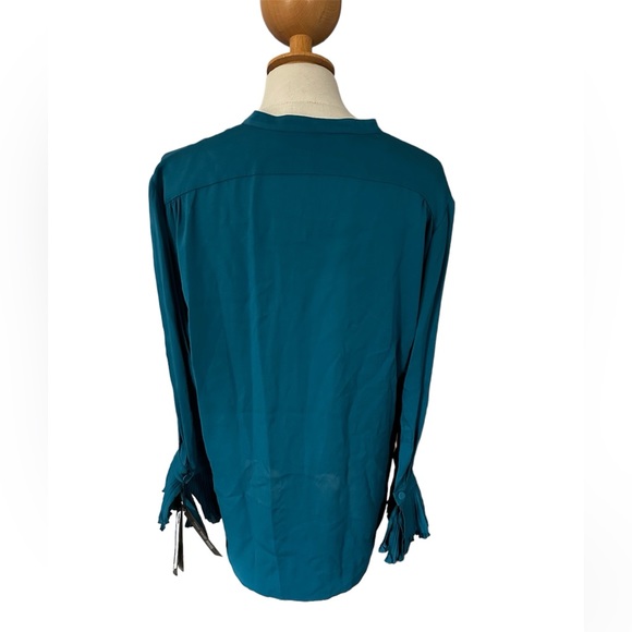 NWT Gucci silk mock neck ruffle sleeve blouse sz M/L IT 44 pleated button up - Picture 4 of 12